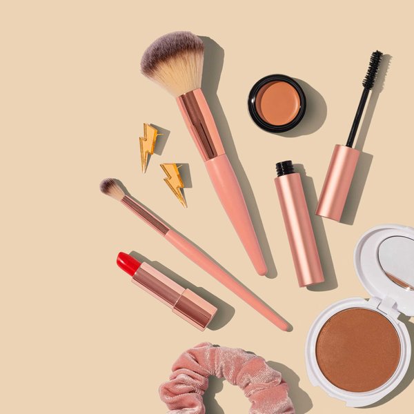 maquillage pour les peaux matures : astuces pour sublimer son teint