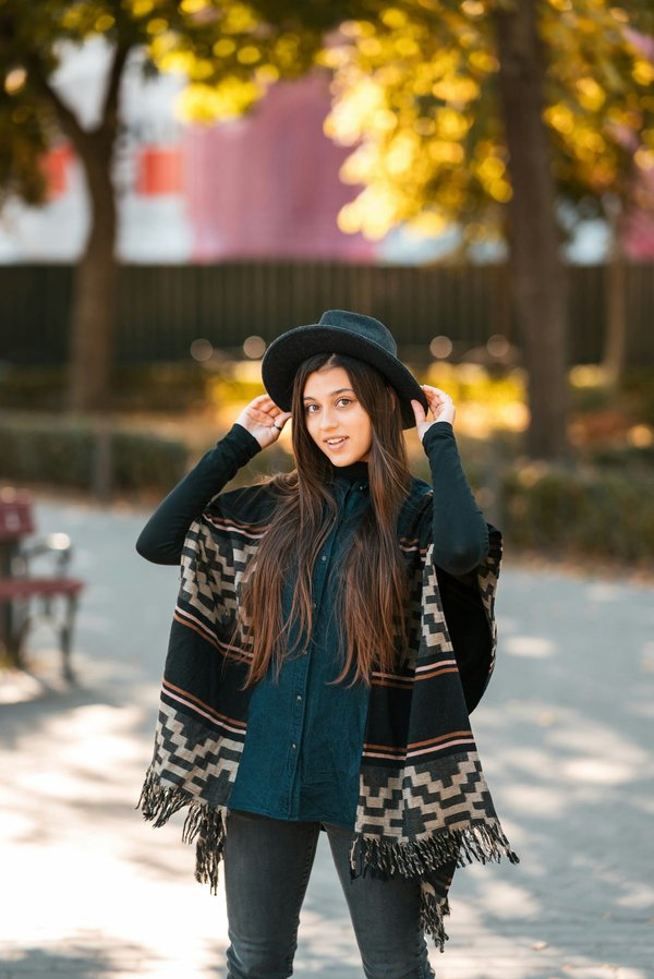 Découvrez les ponchos tendance pour toute la famille !